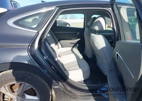 2021 Hyundai Sonata Se z USA, uszkodzony, nr VIN 5NPEG4JA1MH112914